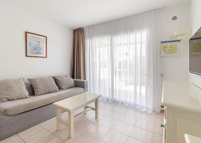 Flatguest Alisios Playa 4 Apartment *