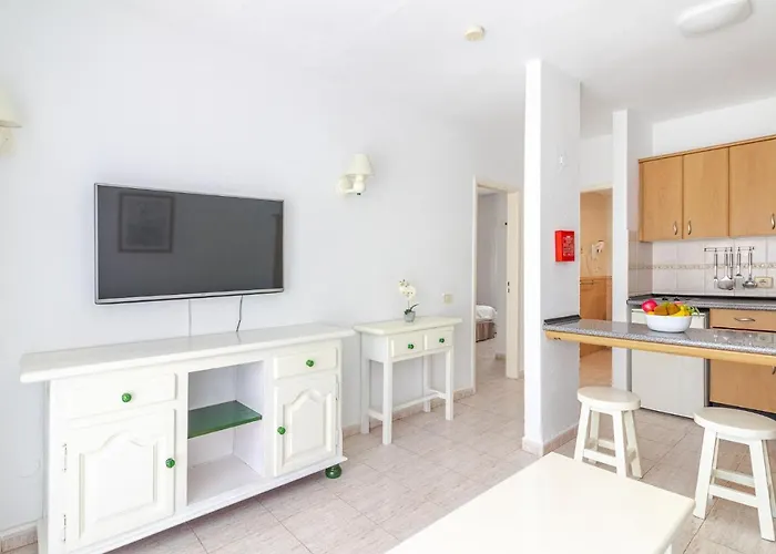 Flatguest Alisios Playa 4 Apartment *