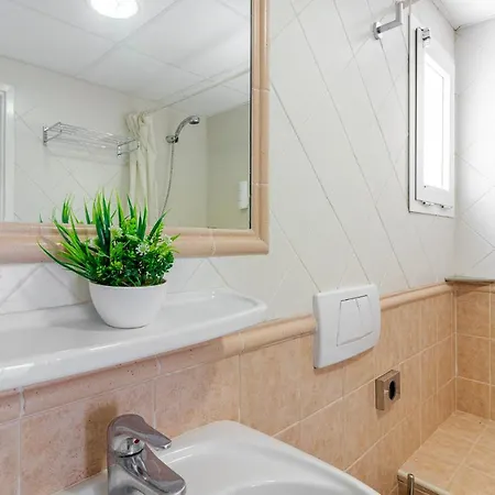 Flatguest Alisios Playa 4 Appartamento Corralejo